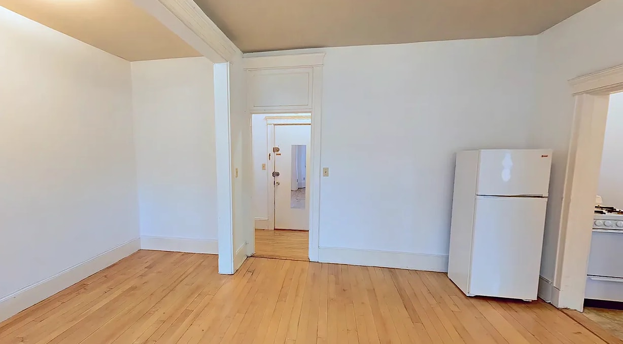 *Pictures are representative samples of the advertised unit. In some cases, the actual units you tou - 73 Westland Ave