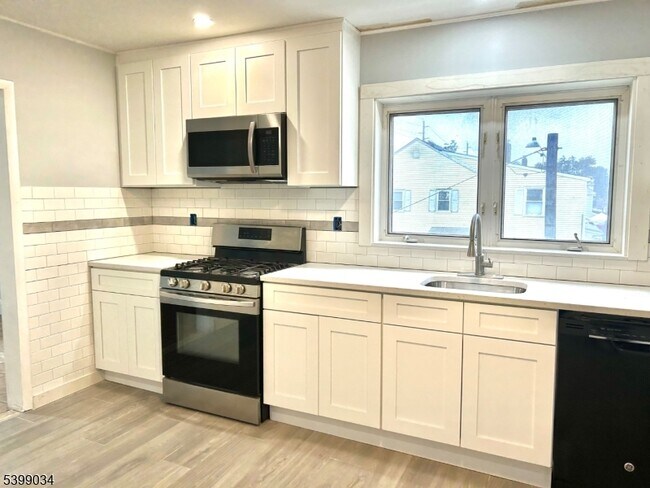 Foto del edificio - 227 N 15th St