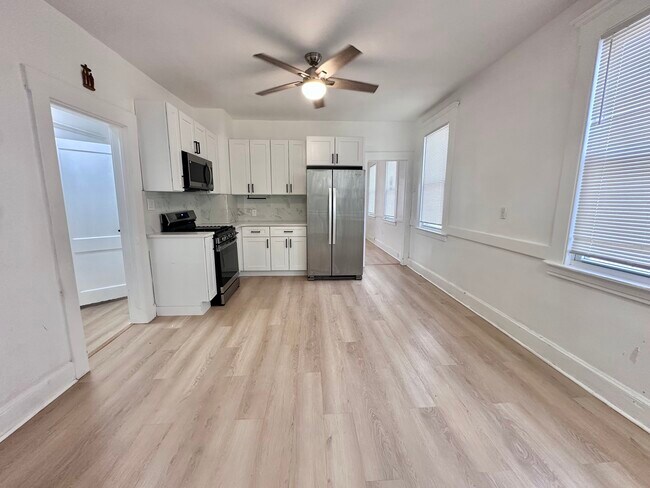 Foto del edificio - 49 East Ave