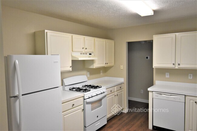 Foto del edificio - 3676 Southwick Dr NW