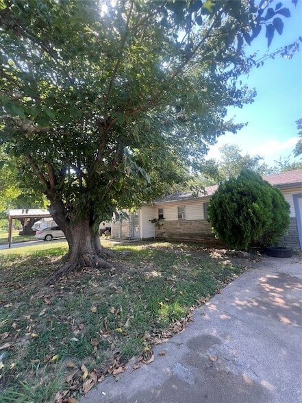 Building Photo - 4716 Dorsey St