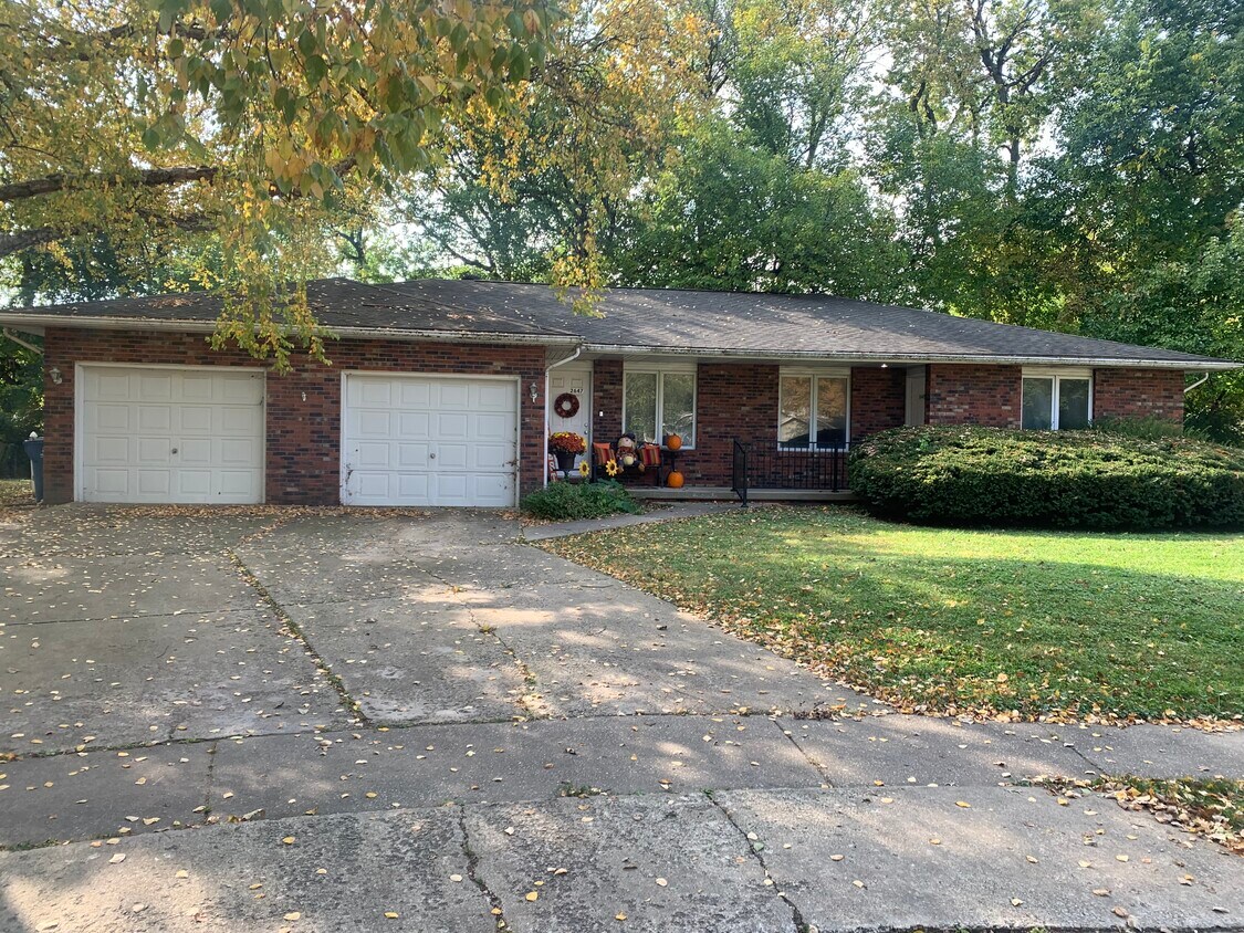 2645 Cardifs Ave, Springfield, IL 62704 Townhome Rentals in