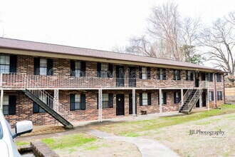 Building Photo - 129 Hillcrest Dr
