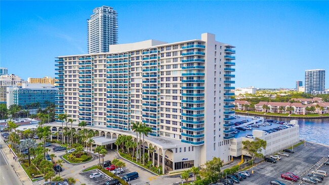 Foto del edificio - 3800 S Ocean Dr