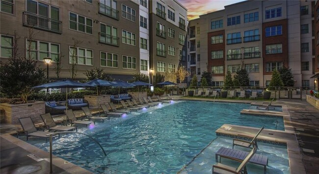 Foto del edificio - 1110 Hammond Dr