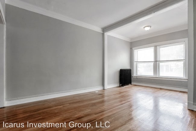 Building Photo - 6639 S Ellis Ave