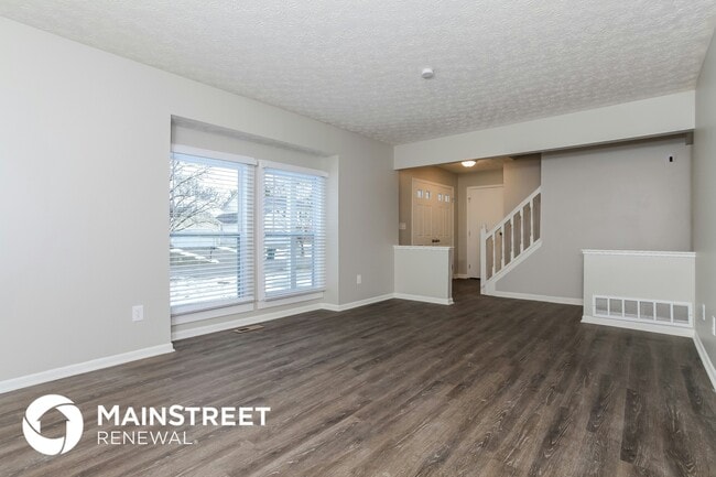 Building Photo - 5201 Mehrman Way