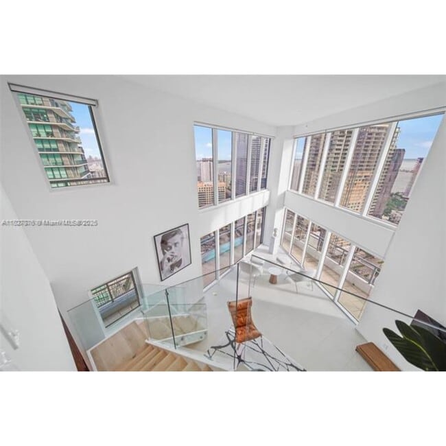 Building Photo - 60 SW 13th St