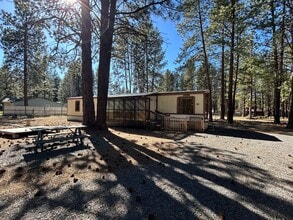 Building Photo - 60083 Navajo Rd