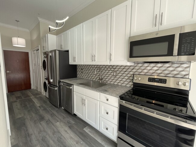 Apartment Kitchen - Mark Twain Building