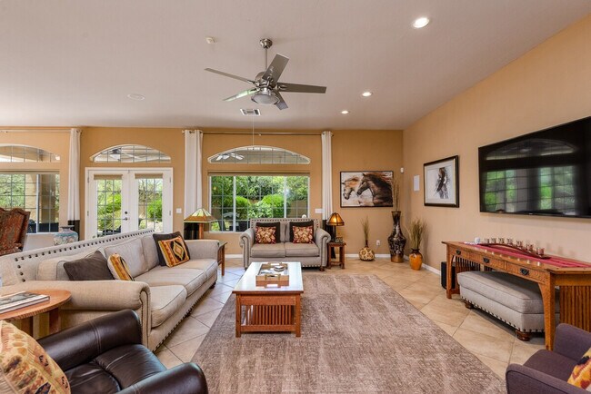 Foto del edificio - 6114 E Egret St