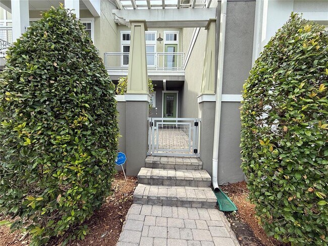 Foto del edificio - 8420 Tavistock Lakes Blvd