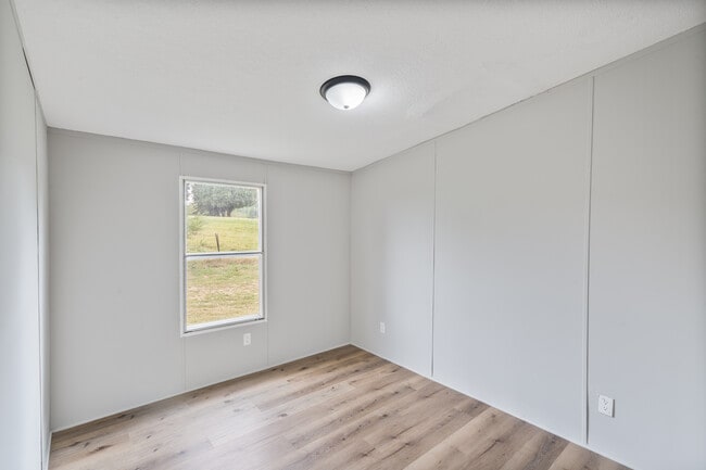 Building Photo - 20 Conner Hogan