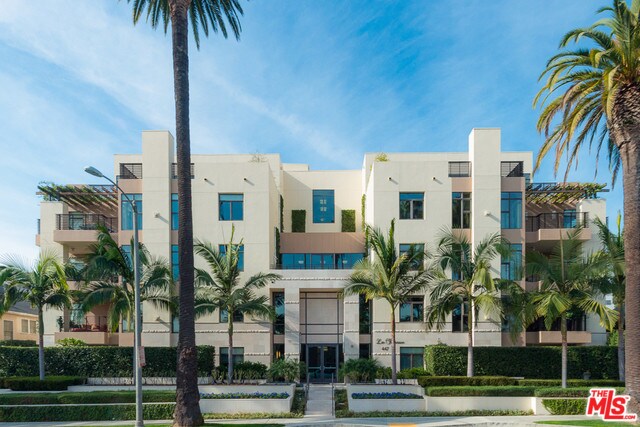 447 N Doheny Dr Unit 104 Beverly Hills Ca 90210 Condo For Primary Photo 447 N Doheny Dr