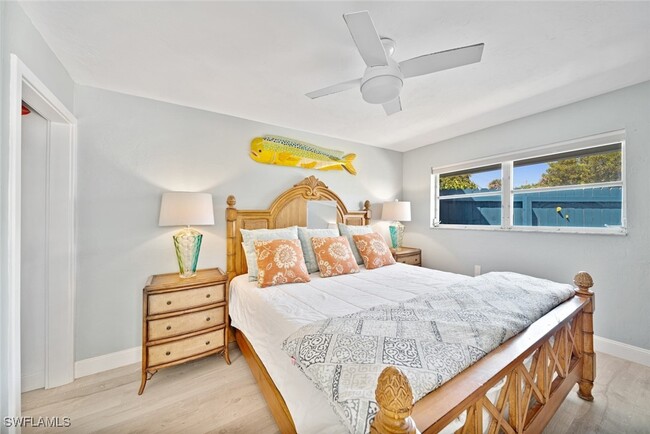 Foto del edificio - 2402 Palm Ridge Rd