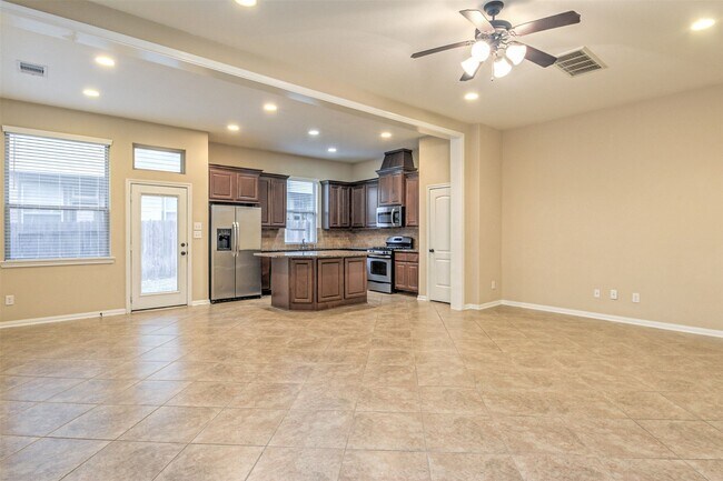 Building Photo - 19 Cheswood Manor Court