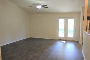 Building Photo - 7861 Pleasant Oak Ave