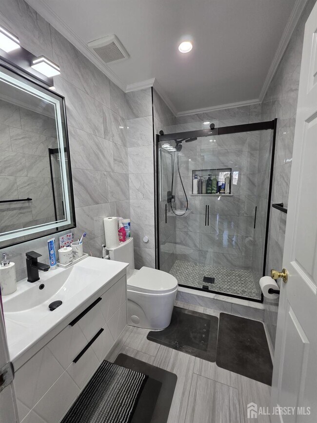 Foto del edificio - 78 Chariot Ct