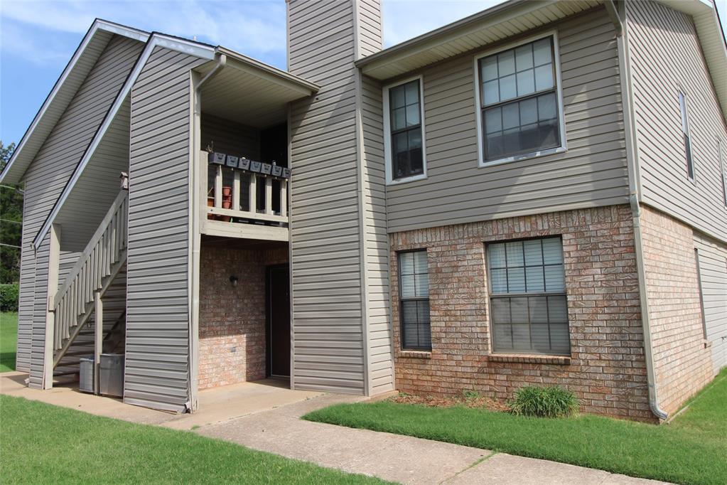 233 Chalmette Dr Unit D, Norman, OK 73071 Room for Rent in Norman, OK