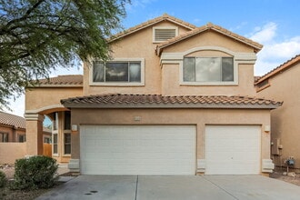 Building Photo - 355 E Camino Del Abeto