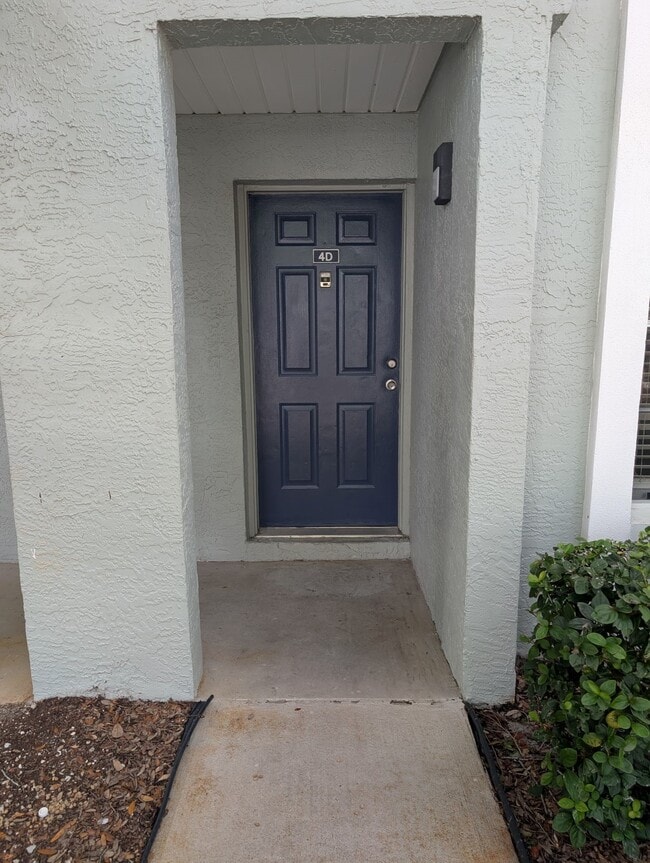 Front Door - 5440 S Macdill Ave