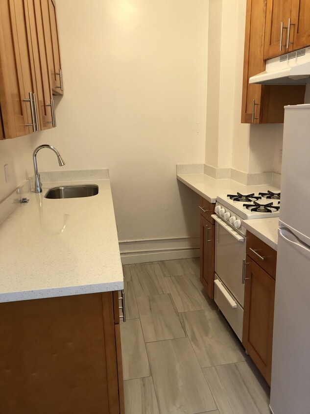 Primary Photo - 610 Hyde St