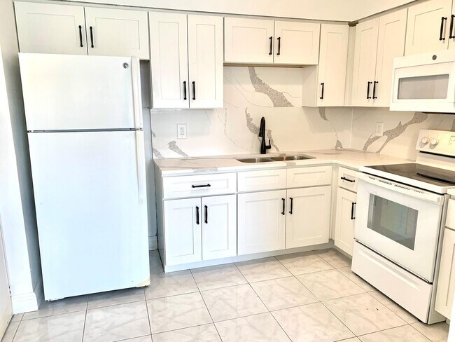 Foto del edificio - 260 NW 19th St