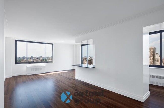 Building Photo - 3 bedroom in New York NY 10028