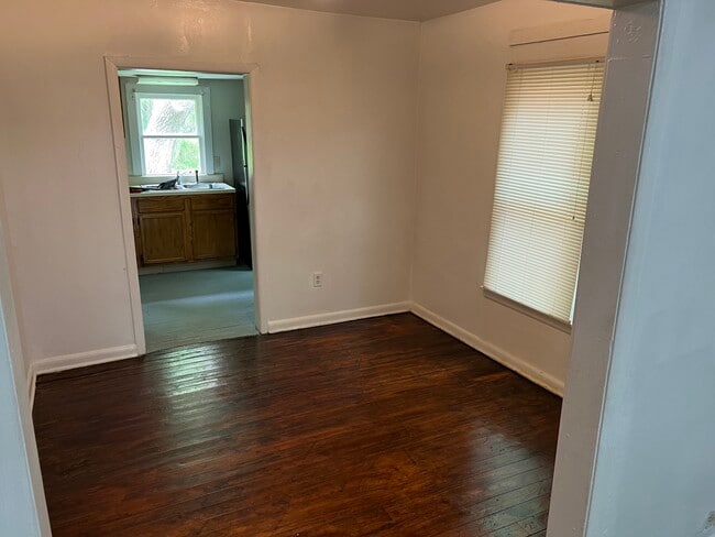 Living Room - 3570 Allandale Ln