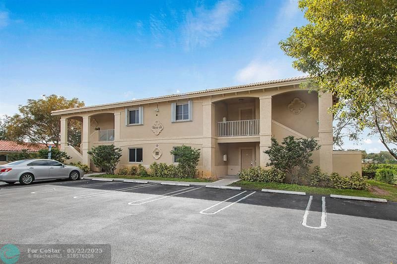 Foto principal - 8462 NW 40th St