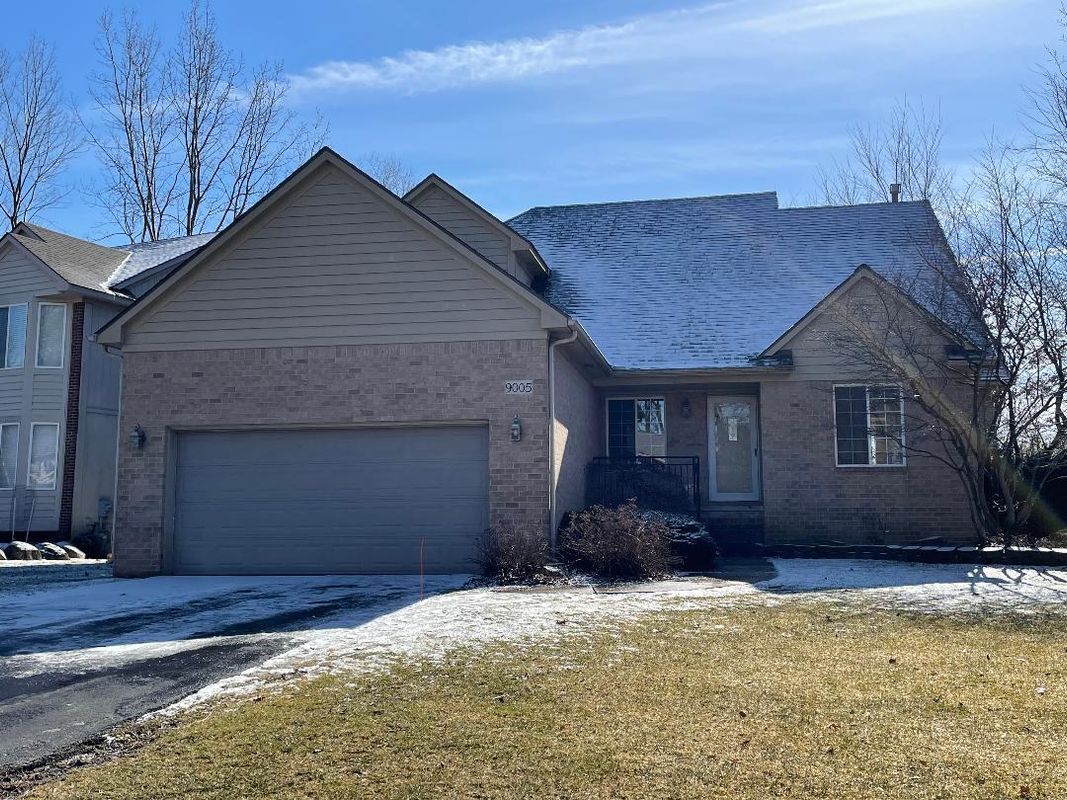 Building Photo - 9005 Campbell Creek Dr