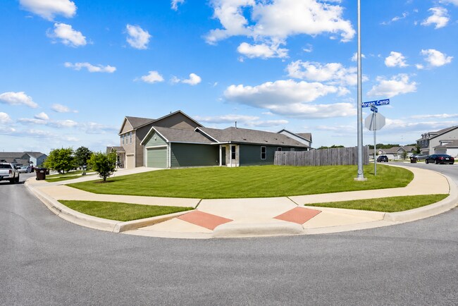 Building Photo - 3 Bedroom/2 Bath Morgan Meadow