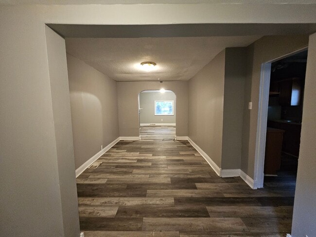 Foto del edificio - 3 bed 1 bath House for rent in Crafton!