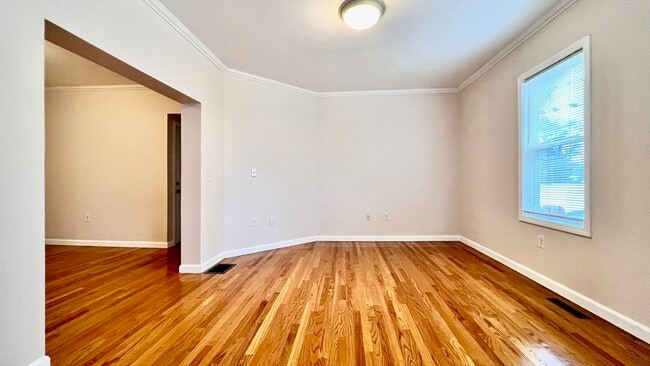 Building Photo - 18 Miller Stile Rd
