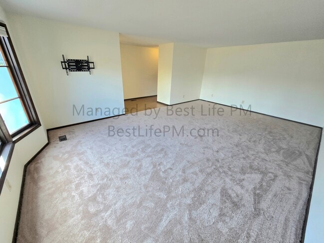 Foto del edificio - 2575 NW 119th Pl