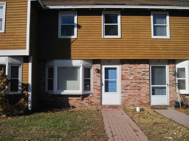 Building Photo - 97 Stonegate Ln