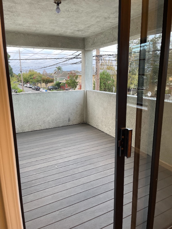 Building Photo - 1304 Versailles Ave