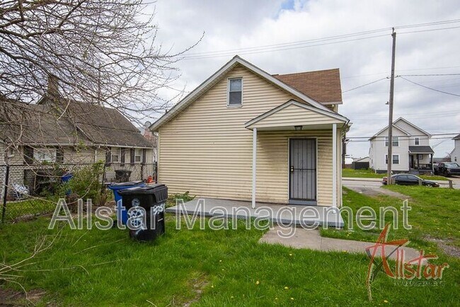 Foto del edificio - 3369 E 49th St