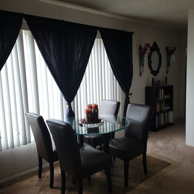 DSC_0240 - 1236 Lincoln Ave