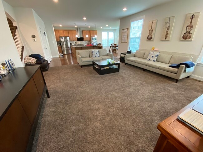 Living Room - 1709 Stevensan Dr