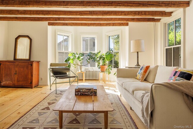 Foto del edificio - 108 Wey Rd