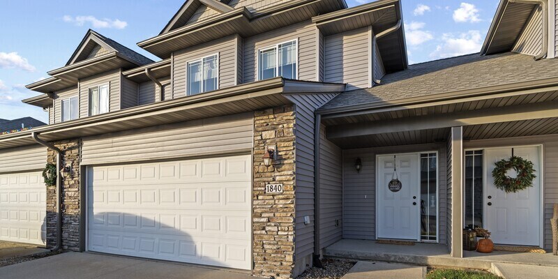 Foto principal - 1840 Goose Lake Circle