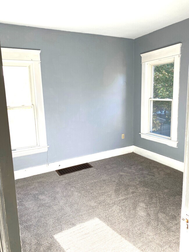 Foto del edificio - 916 W 9th St