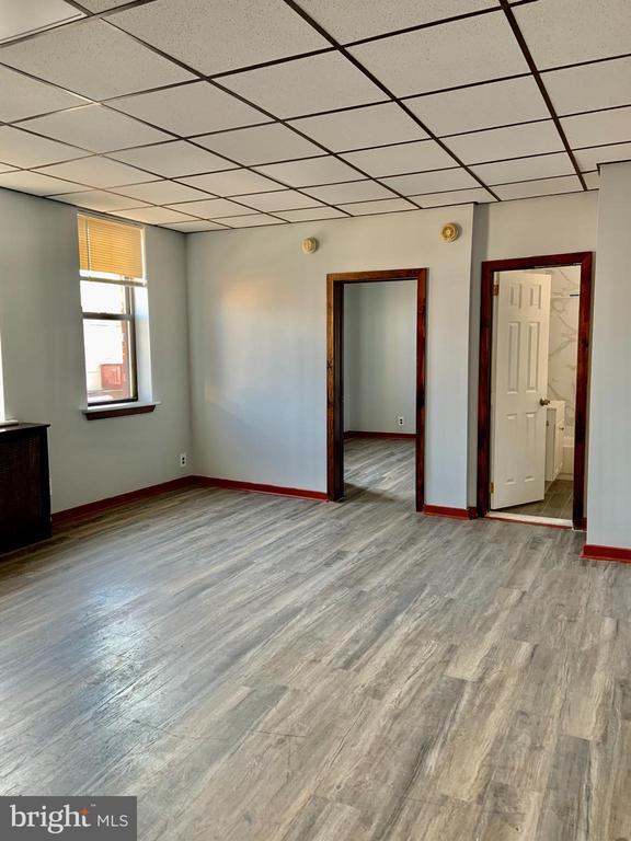 Foto del edificio - 2250 S 9th St