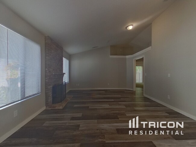 Foto del edificio - 567 Eldridge Ave