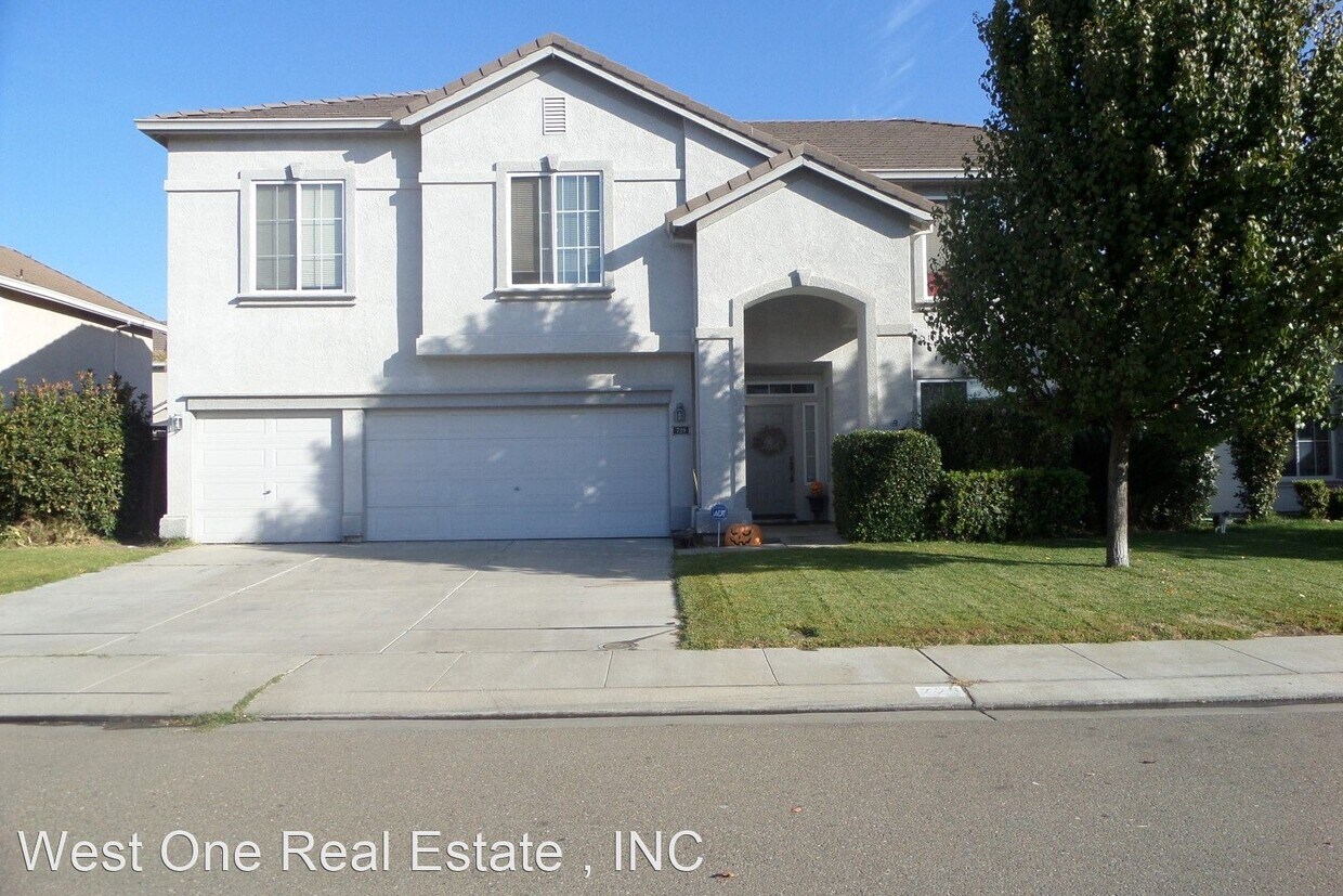 Foto principal - 4 br, 3 bath House - 729 Wynyard Cir.