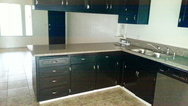 Foto del edificio - 3805 W Meadow Ave