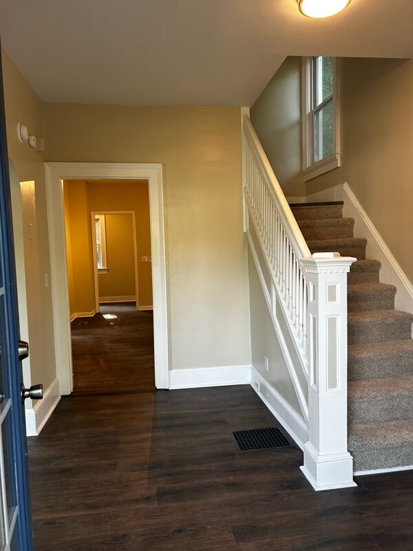 Foto del edificio - 417 Waverly Ave