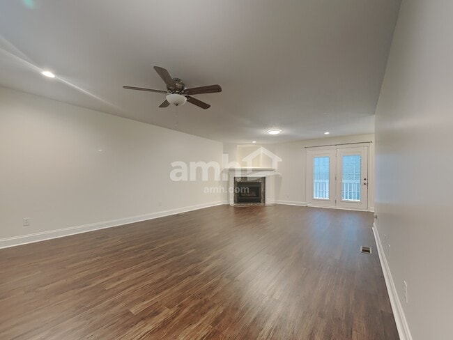 Building Photo - 4818 Ivy Rose Dr