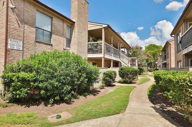 For Lease | 2 Bed, 2 Bath | 925 Sq Ft | La... - For Lease | 2 Bed, 2 Bath | 925 Sq Ft | La... Apartment